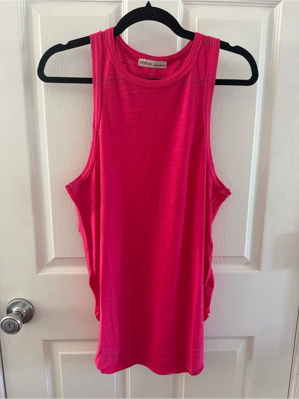 Zenana Hot Pink Sleeveless Tank Top Size Small